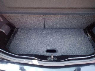 /photos/9922/7d66cf71-c2fc-4ed0-a4d1-2639300d6968_i320x240.jpg