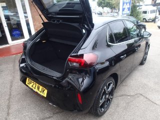 /photos/9922/83524624-1964-481c-9b4e-c016e98d989f_i320x240.jpg