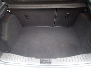 /photos/9922/ba2a9efb-004f-45cc-b8e9-db632e9abaed_i320x240.jpg